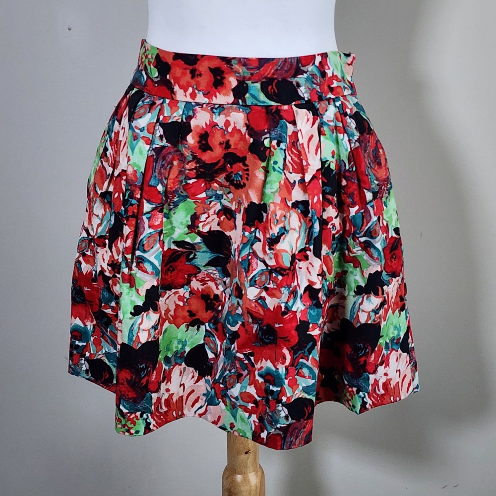 Jack by BB Dakota Skirt Womens 6 Red Floral Pleated Mini Pockets Summer Vacation